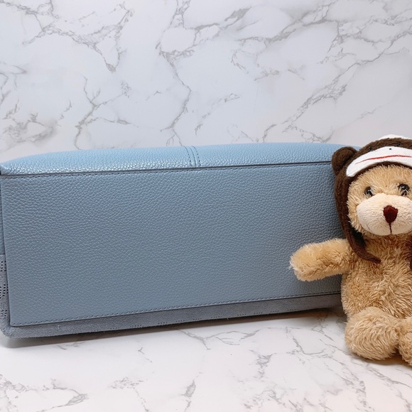 Michael Kors Joan Large Slouchy Shoulder Bag - Picture 6 of 9